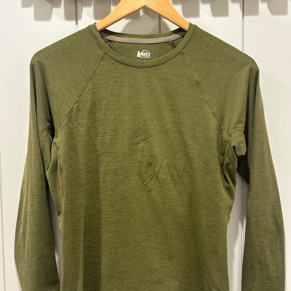 REI olive green performance crewneck top